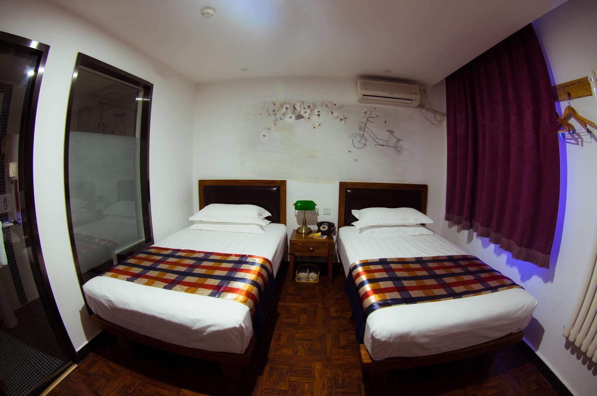 Nostalgia Hotel Beijing- Xidan Exterior photo